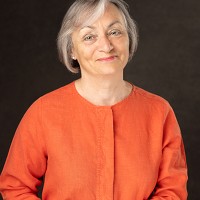 Anne L Ryan